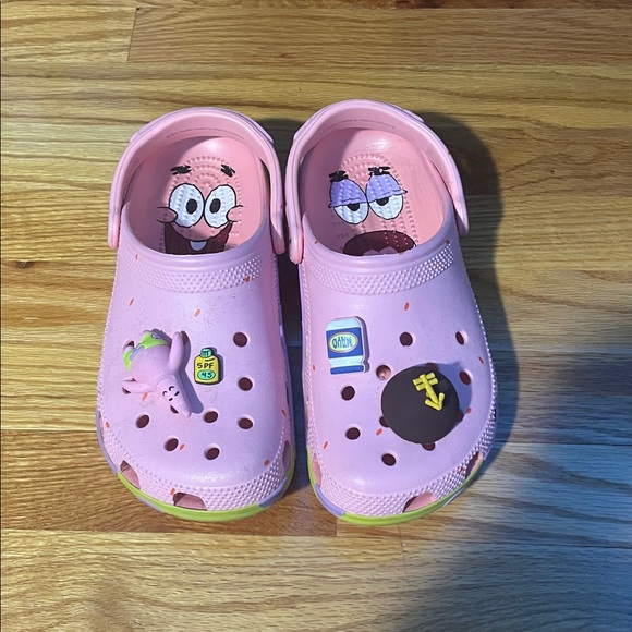 CROCS Pink SpongeBob Slippers - Picture 4 of 4
